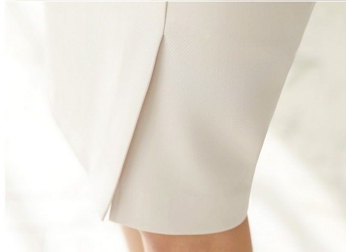 タイトスカート サイドスリット入り大人の洗練タイトスカート