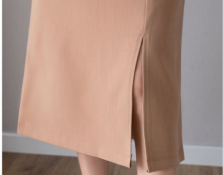 タイトスカート フロントスリット入りひざ丈タイトスカート