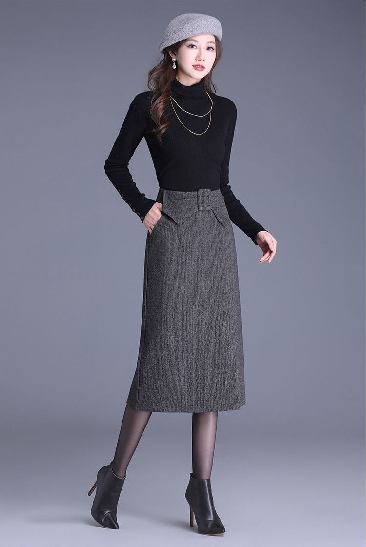 ベルト付きウール混紡ひざ丈タイトスカート