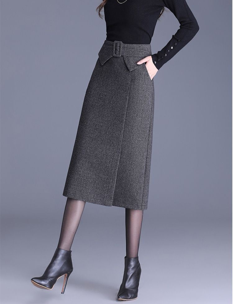 ベルト付きウール混紡ひざ丈タイトスカート