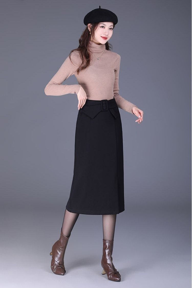 ベルト付きウール混紡ひざ丈タイトスカート