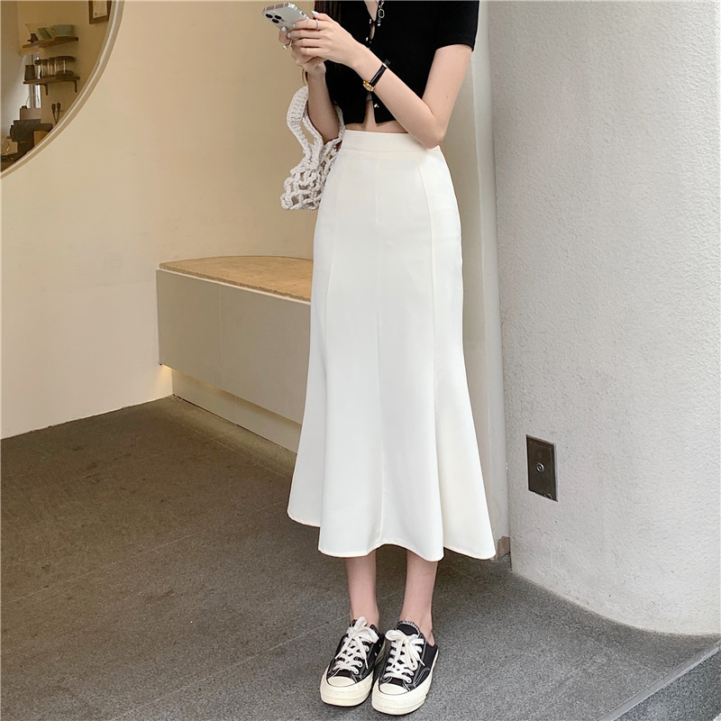 タイトスカート 裾広がりマーメイド風タイトスカート