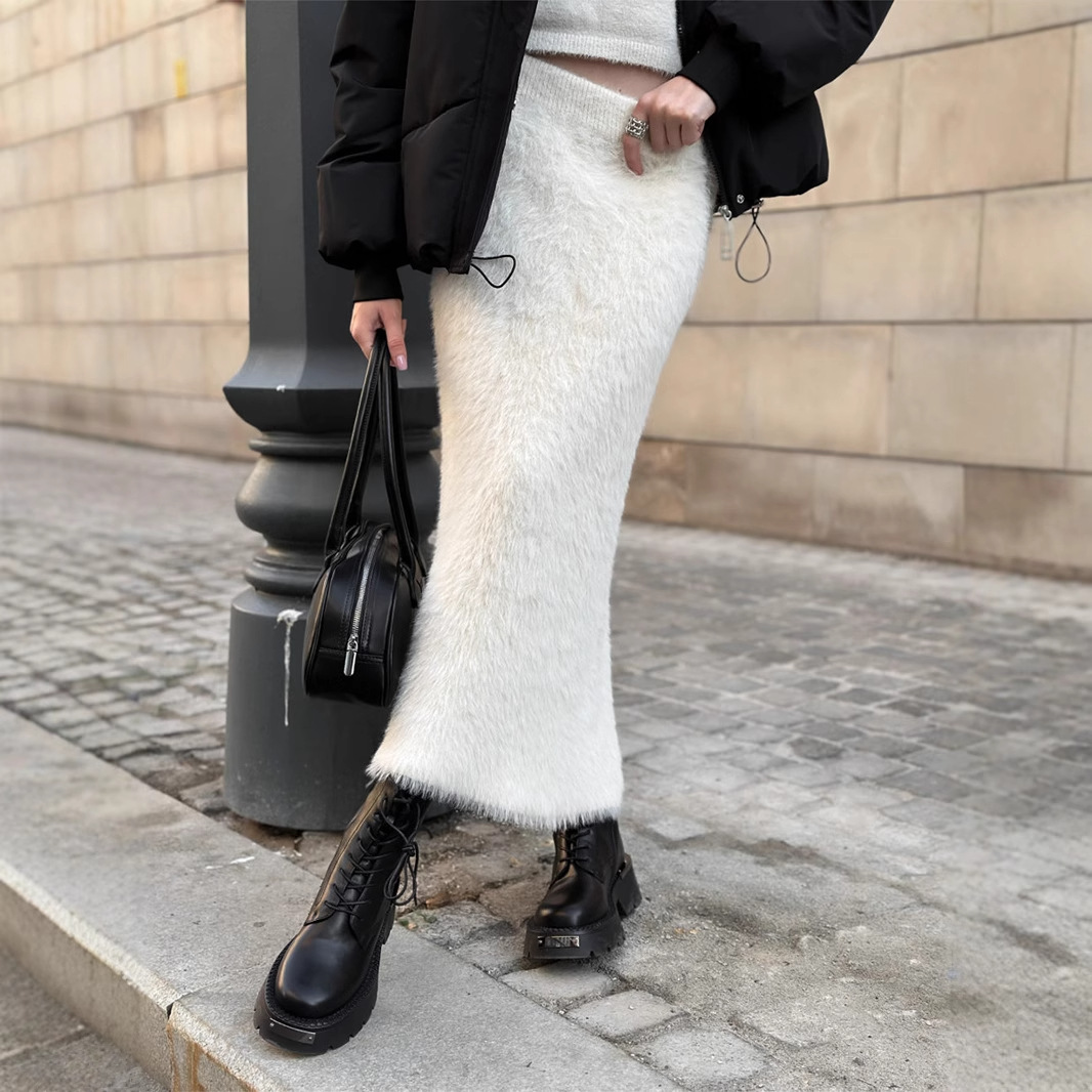 タイトスカート ふわふわ素材のタイトロングスカート