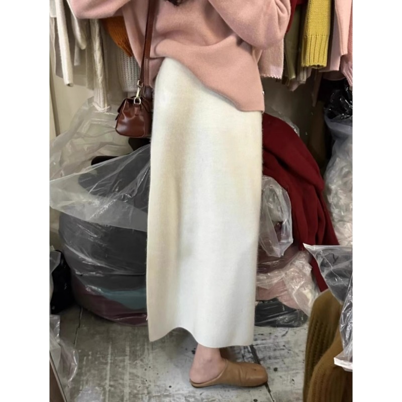 タイトスカート 体型に沿うシルエット美人見えマキシ丈タイトスカート