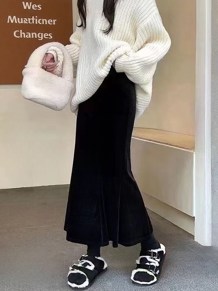 タイトスカート 裾フリルベロア素材のマーメイドタイトスカートロング