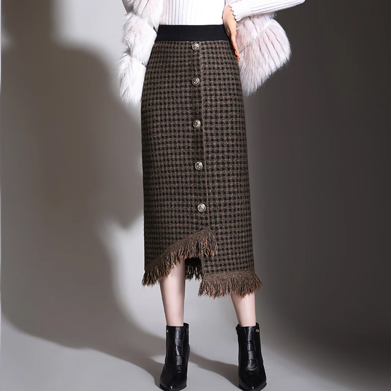 タイトスカート フリンジ裾金属ボタンタイトスカート