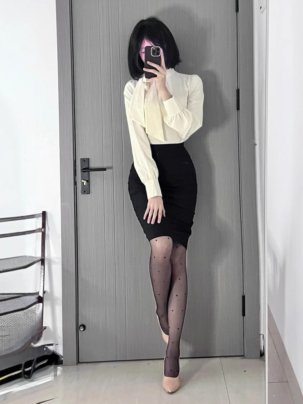 タイトスカート 美脚見せストレッチ素材のひざ下丈タイトスカート