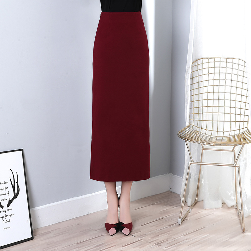 サイドスリット入りハイウエストタイトスカート