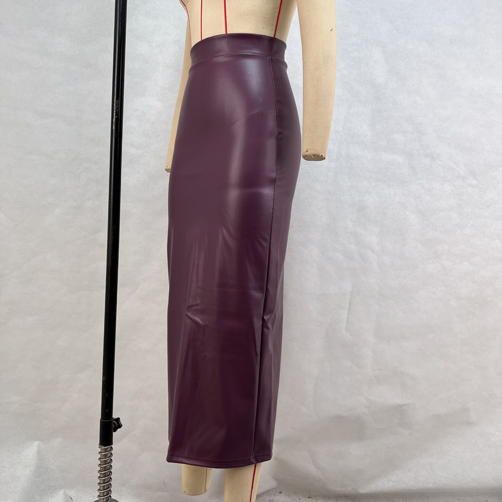 タイトスカート 合成皮革素材の美脚見せタイトスカート