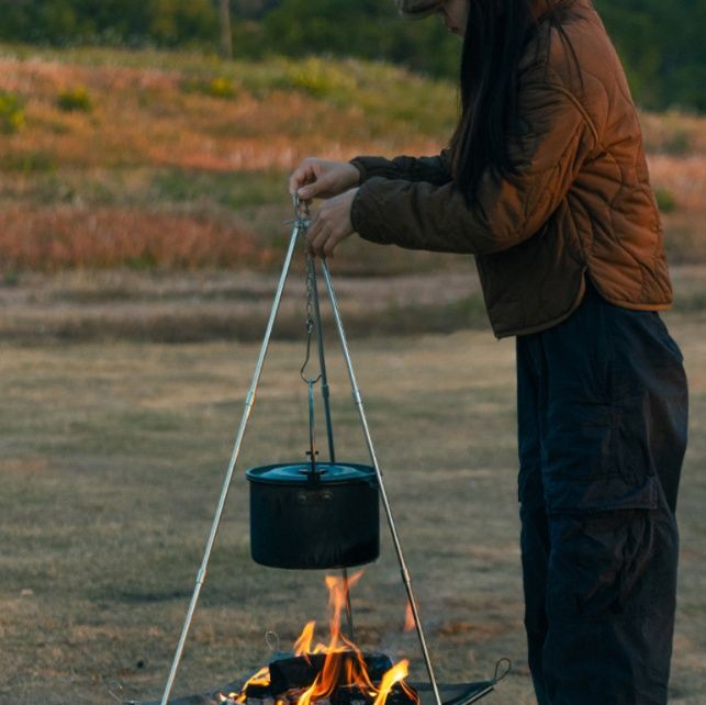 焚き火台 三角吊り下げ式 頑丈焚き火台 ソロ