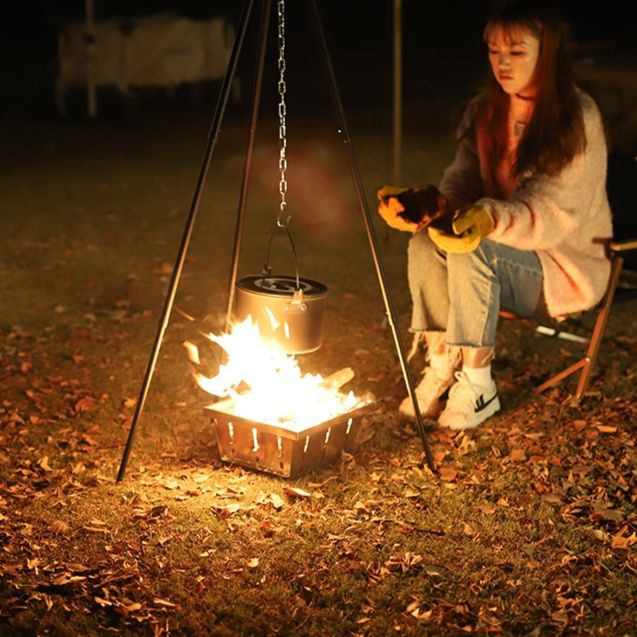 焚き火台 コンパクト三脚式焚き火台ソロ