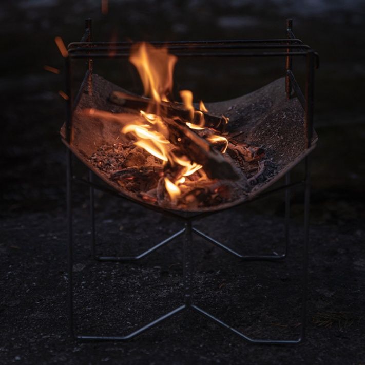 超軽量折り畳み式ステンレス製ソロ焚き火台
