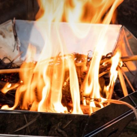 六角形折り畳み式焚き火台ソロキャンプ用