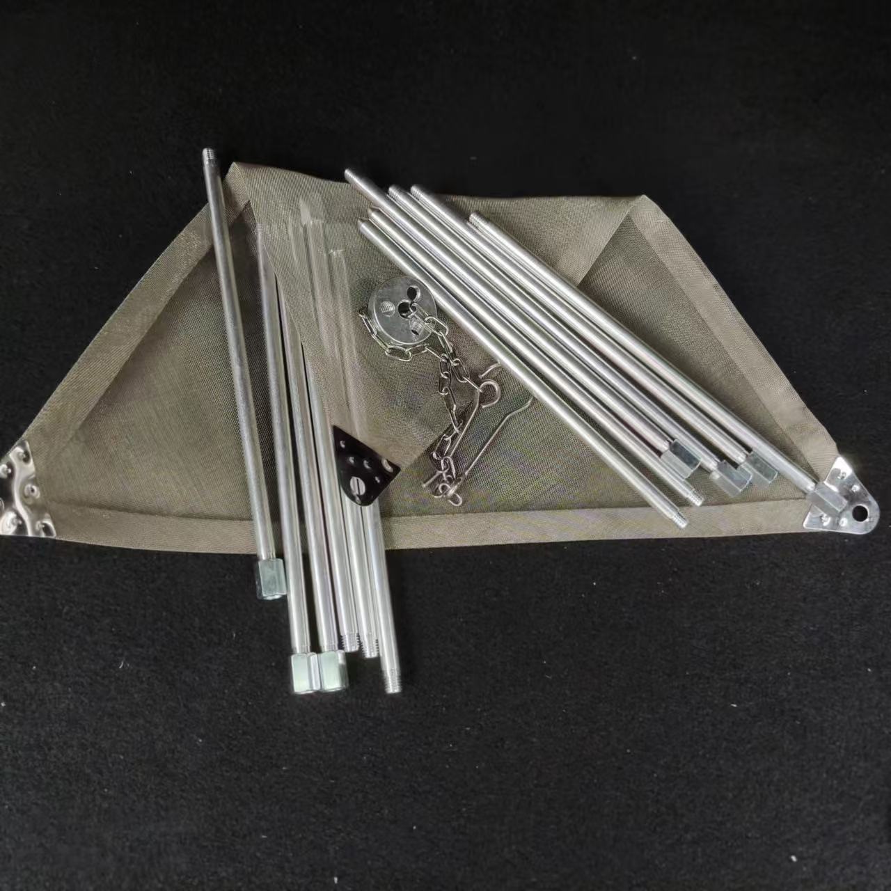 焚き火台 三脚式吊り下げ型ファイヤーディスク