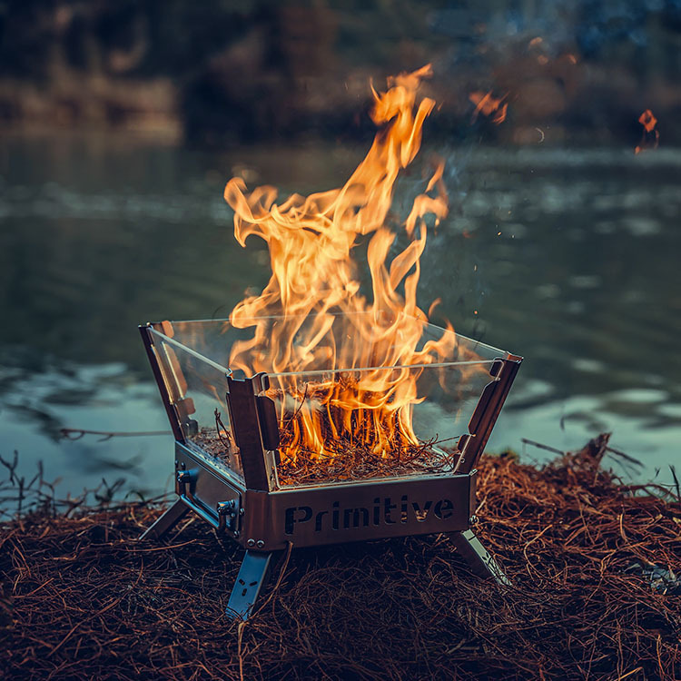 超軽量折りたたみ式二次燃焼ソロ焚き火台