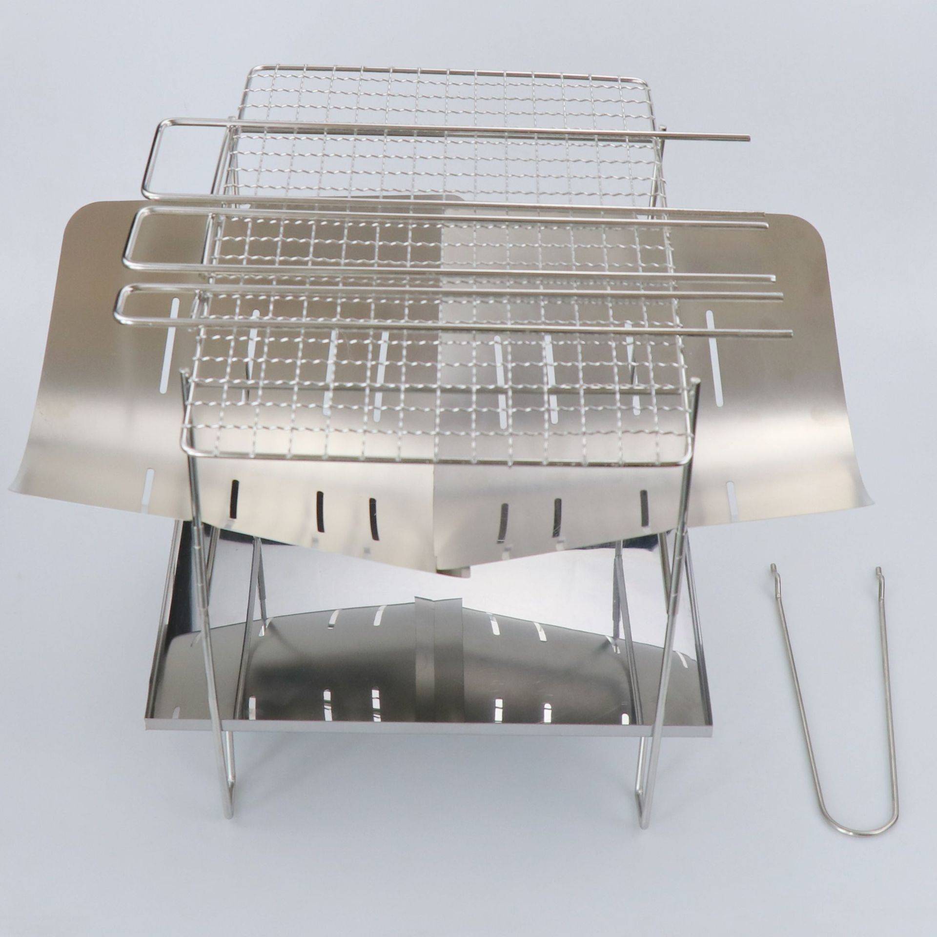 焚き火台 折りたたみ式ステンレス製一人用焚き火調理台