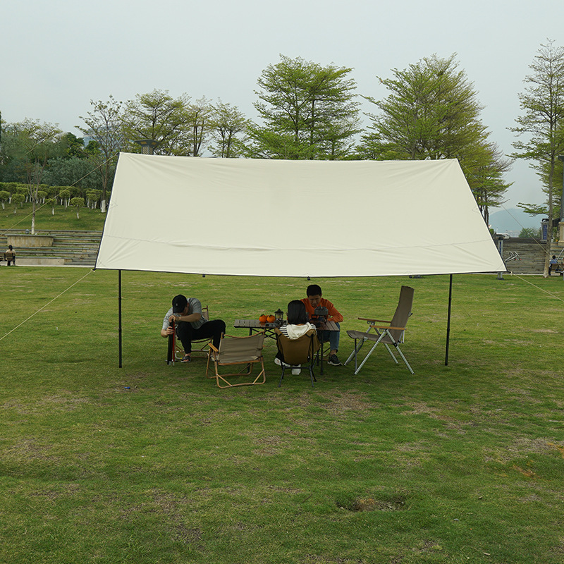 大型防水タープ 4x4m 広々快適アウトドアシェード