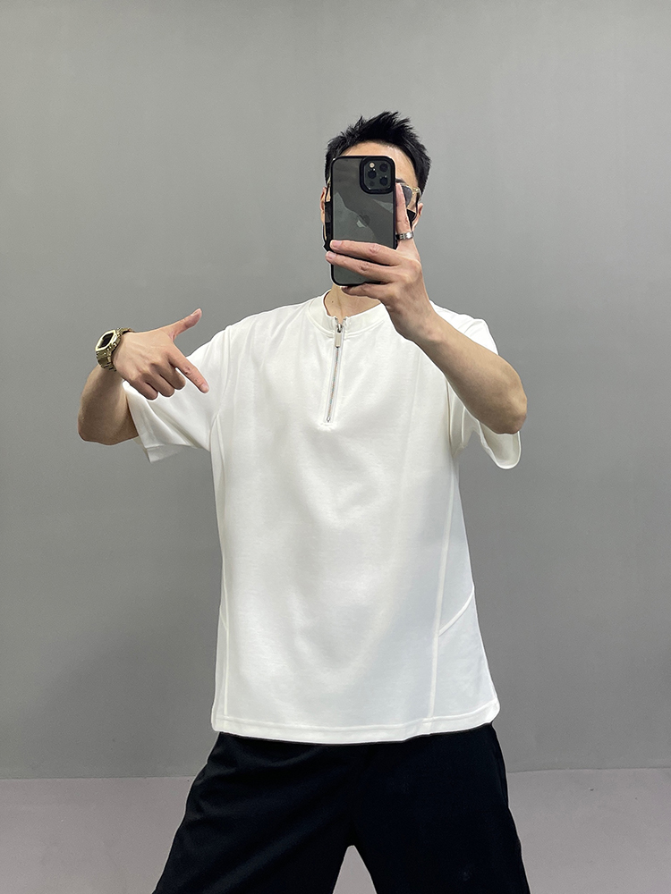 30代メンズファッション ハーフジップショートスリーブカットソー