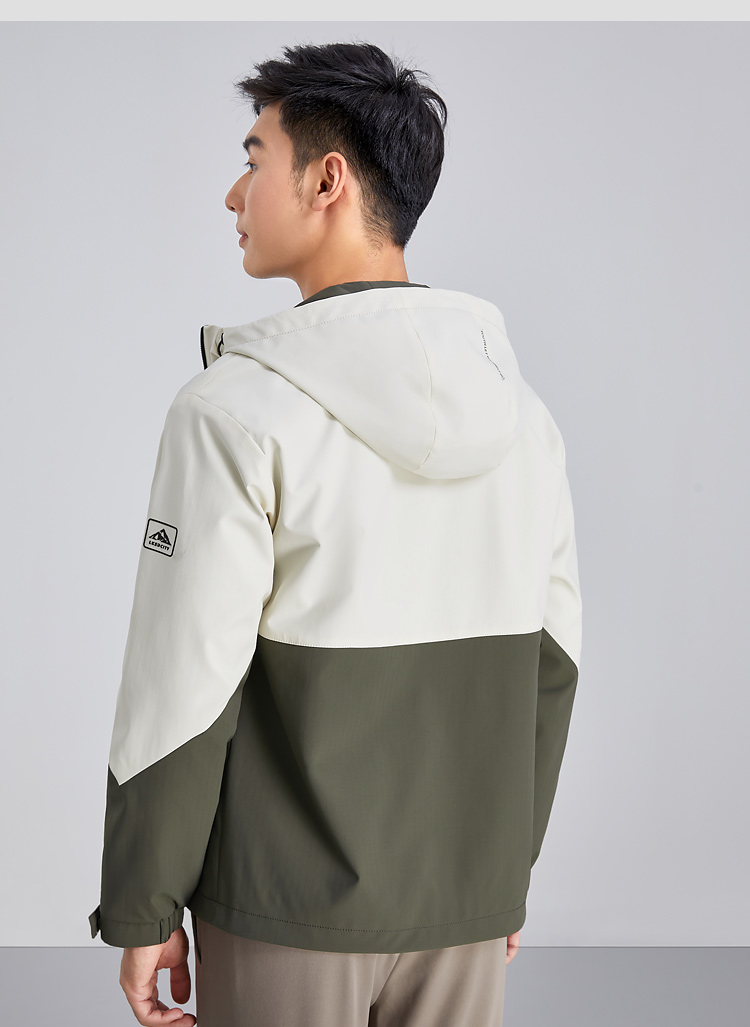 30代メンズファッション アーバンスタイルフーディジャケット