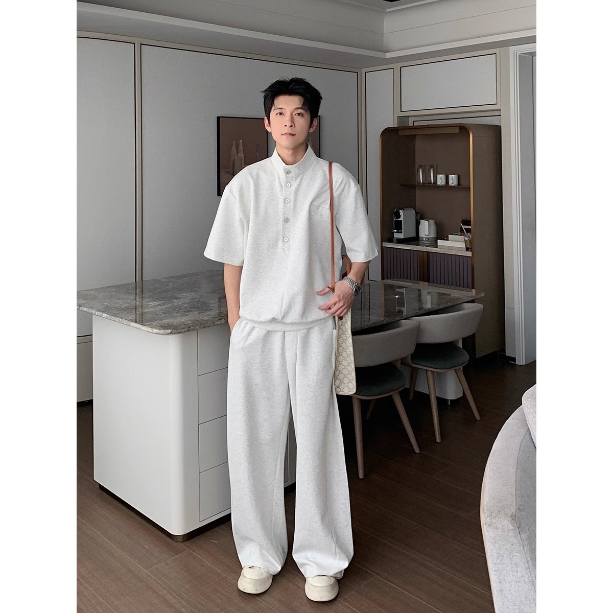 30代メンズファッション スタンドカラー五分袖プルオーバー