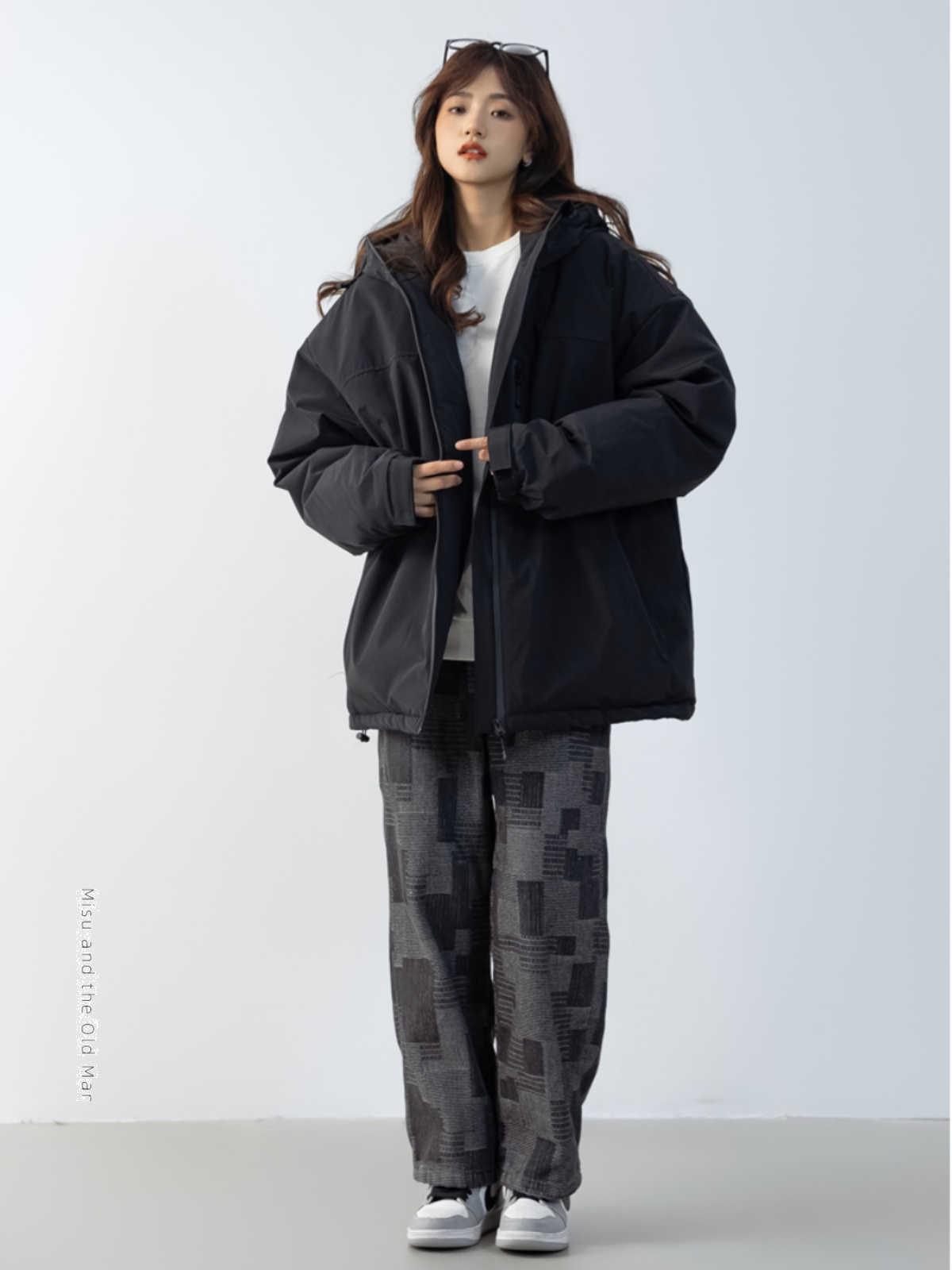 30代メンズファッション ボリュームシルエット中綿フードジャケット