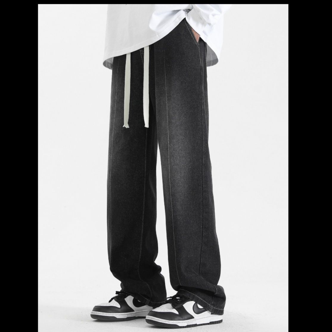30代メンズファッション ゆったりシルエットデニムパンツ