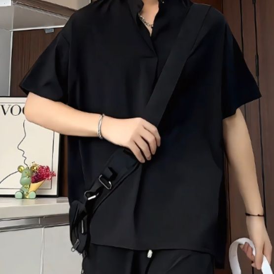 30代メンズファッション モダン立襟半袖プルオーバーシャツ
