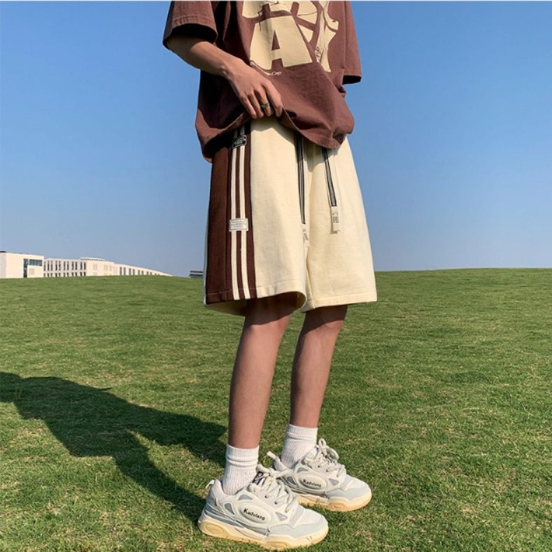 30代メンズファッション ツートーンデザインショートパンツ