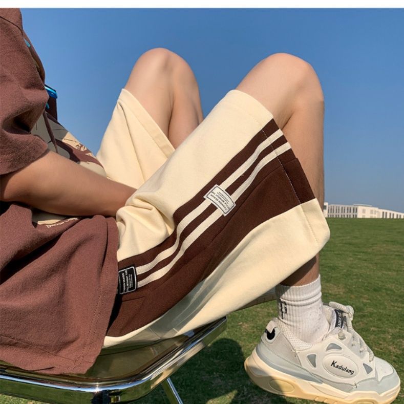 30代メンズファッション ツートーンデザインショートパンツ