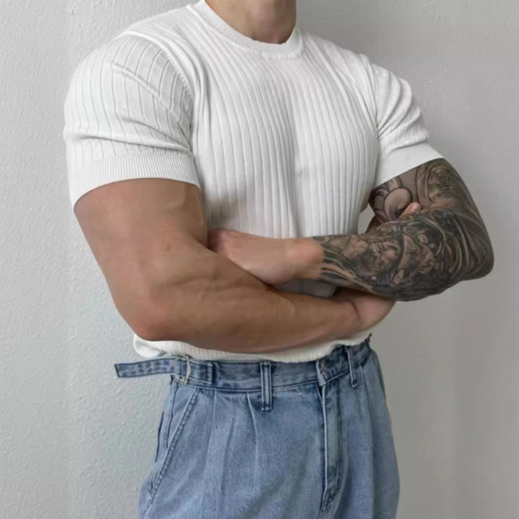 30代メンズファッション 立体リブ編みフィット半袖ニット