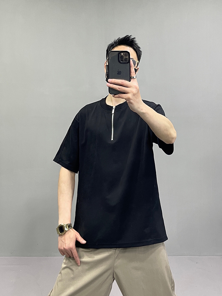 30代メンズファッション ハーフジップショートスリーブカットソー