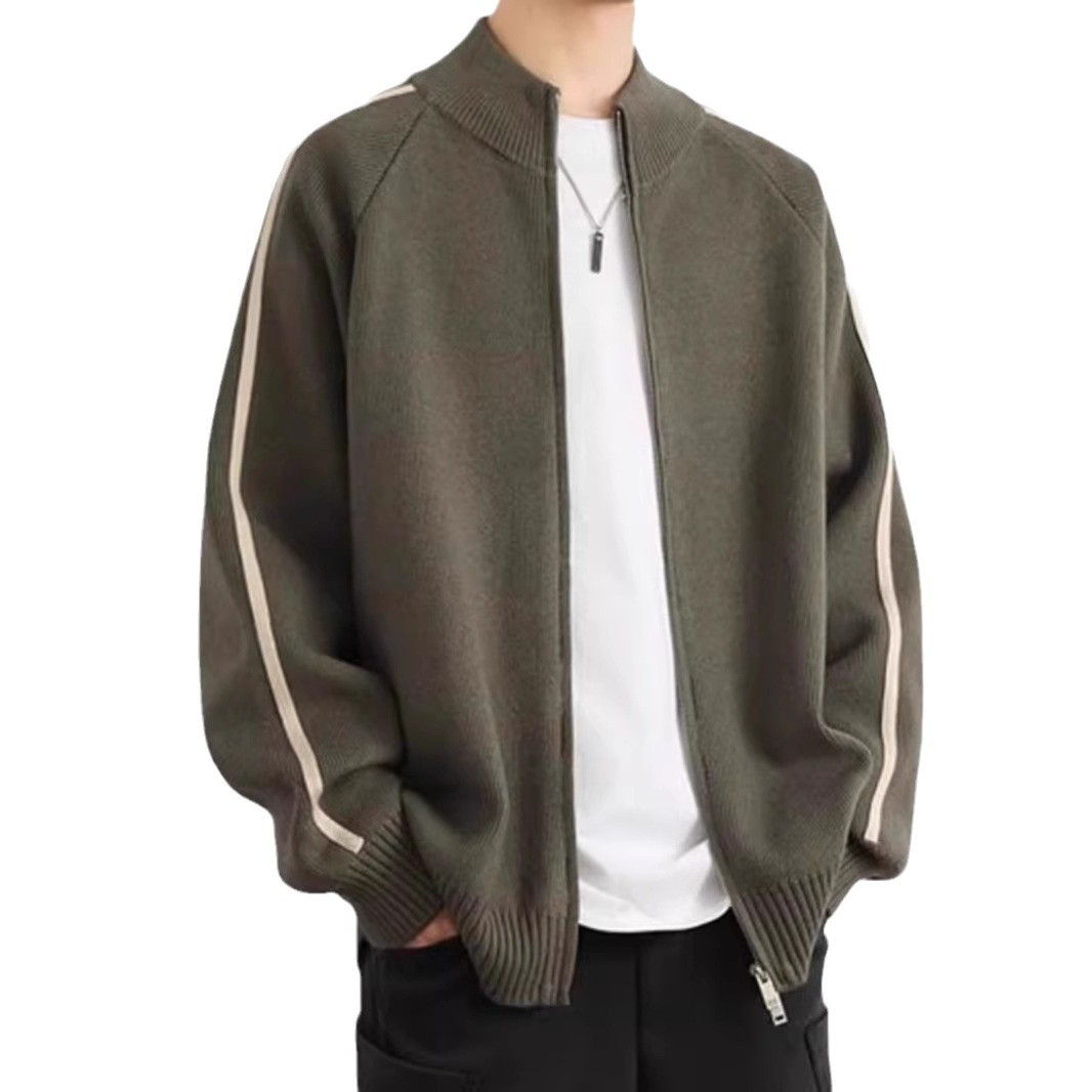 30代メンズファッション 袖ラインニットブルゾン