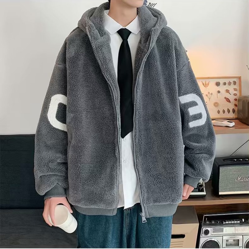 30代メンズファッション もこもこフード付きボアブルゾン
