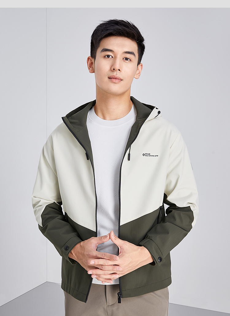 30代メンズファッション アーバンスタイルフーディジャケット