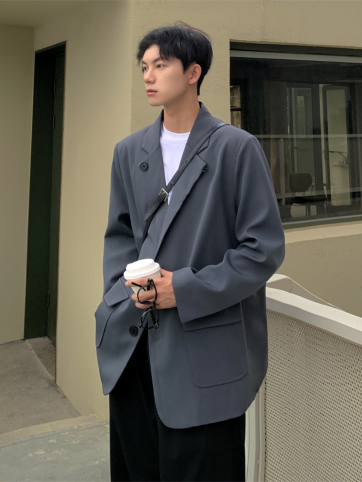 30代メンズファッション 都会的ゆとりテーラードジャケット