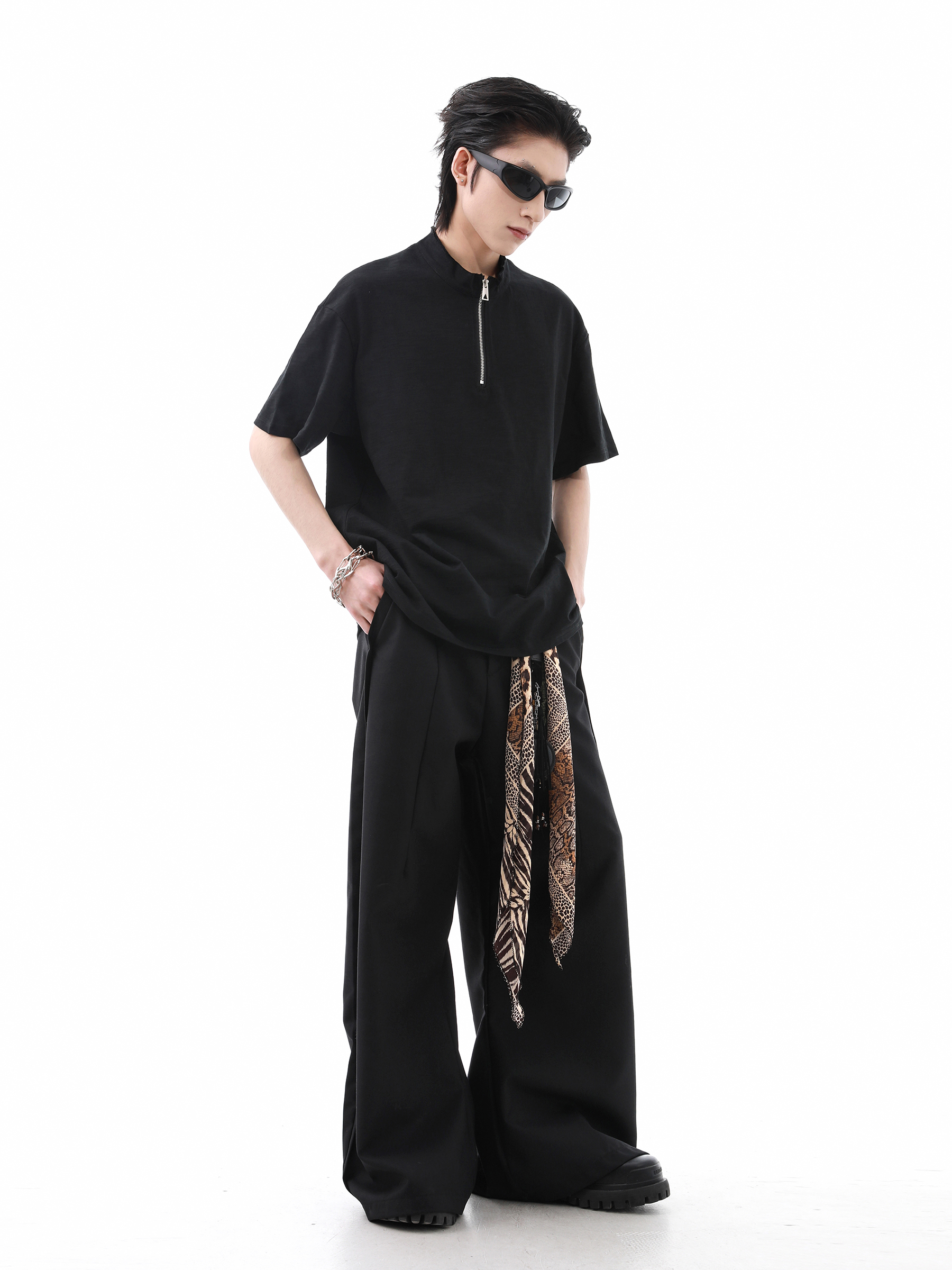 30代メンズファッション ハーフジップ スタンドカラーカットソー