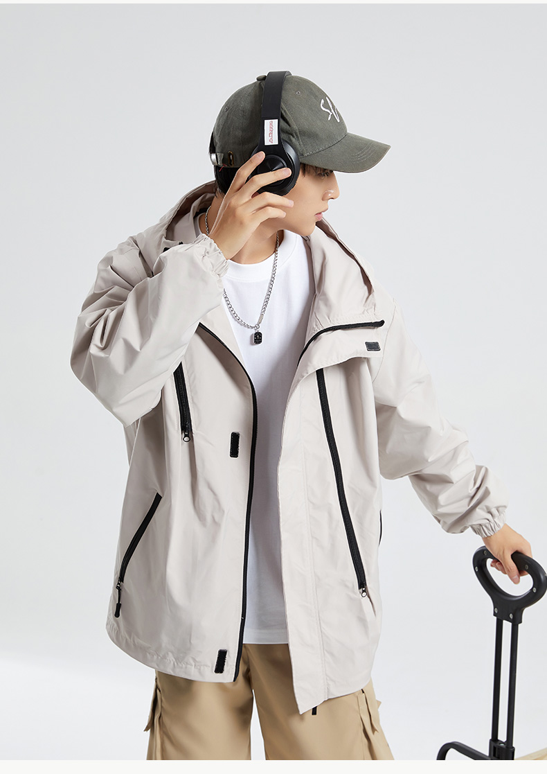 30代メンズファッション アーバンマウンテンパーカー