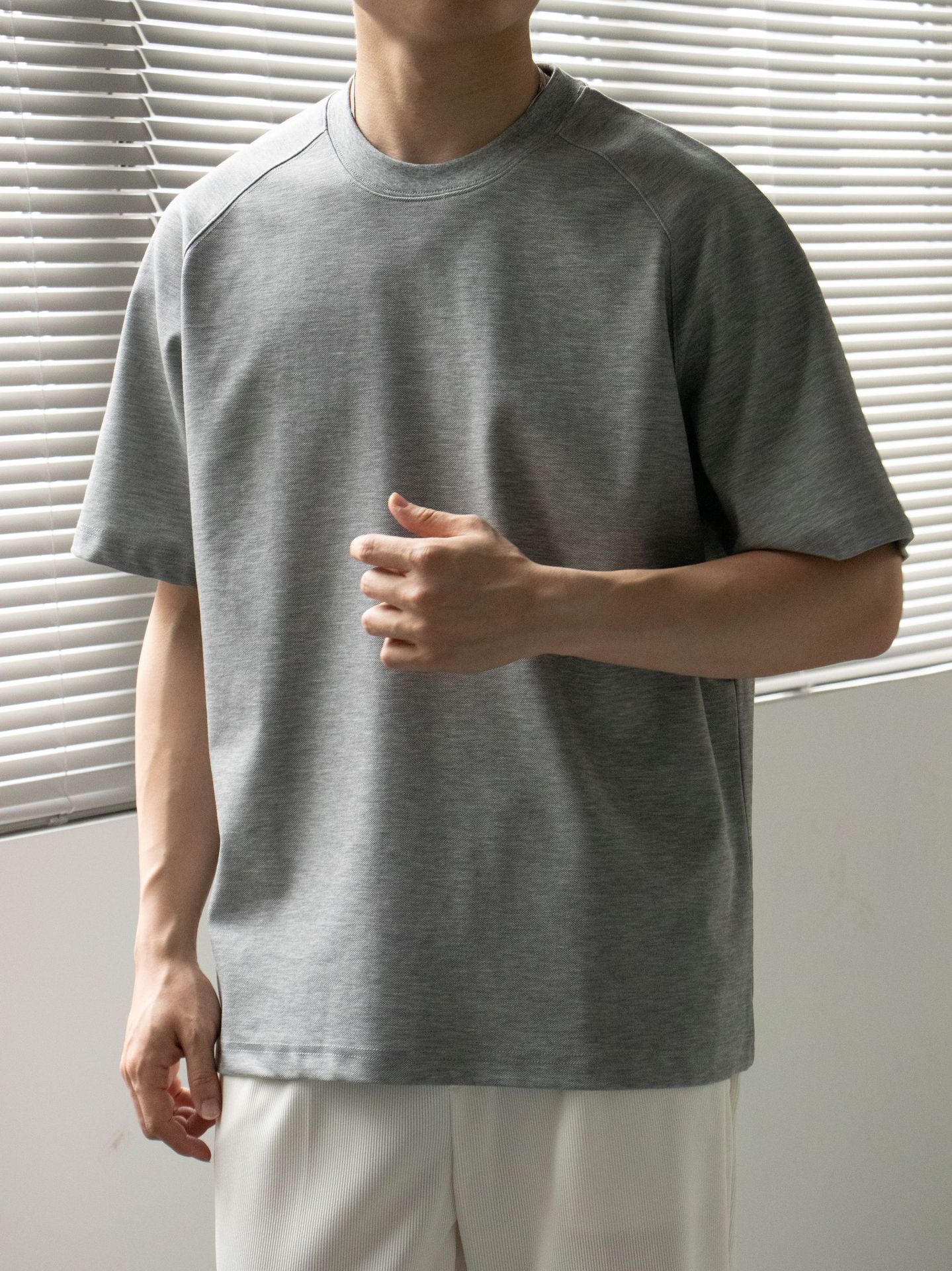 https://fulmo-img-server.com/thirty-edge/93316e11-1305-446e-826a-ca9cdb1e0f2b.jpg