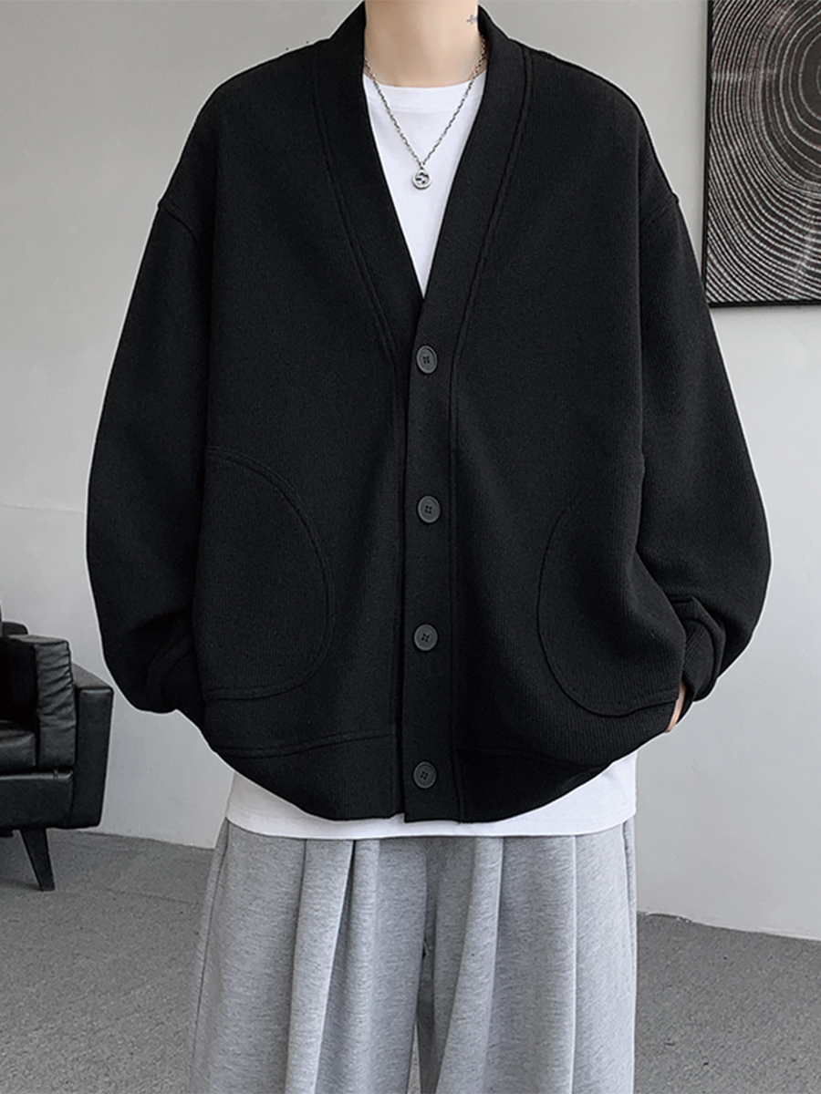 30代メンズファッション ゆったりシルエット高機能カーディガン
