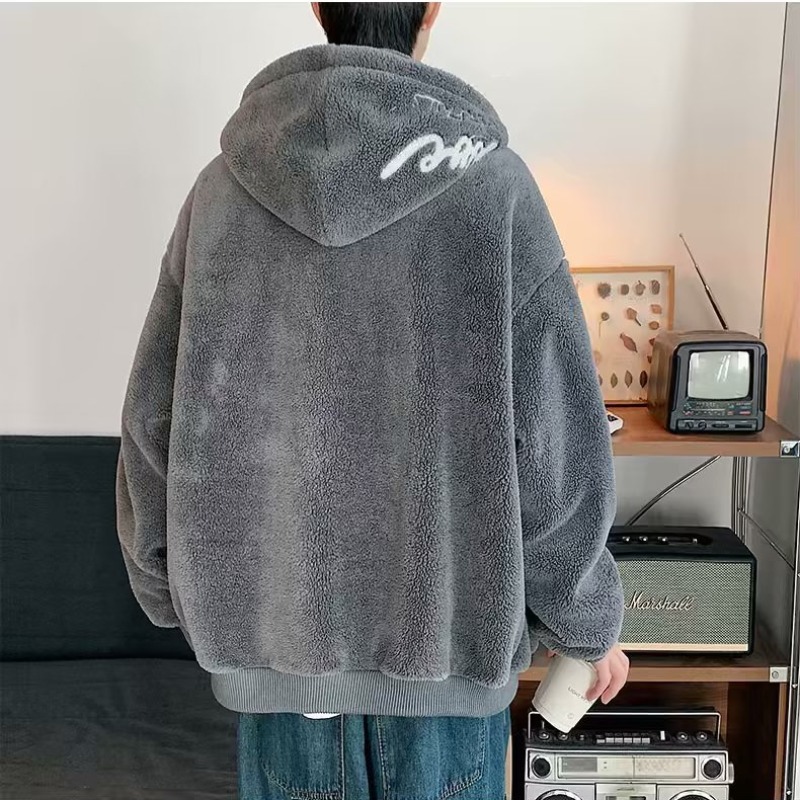 30代メンズファッション もこもこフード付きボアブルゾン