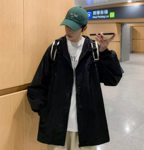 30代メンズファッション 薄手軽量パーカージャケット紫外線対策夏物アウター