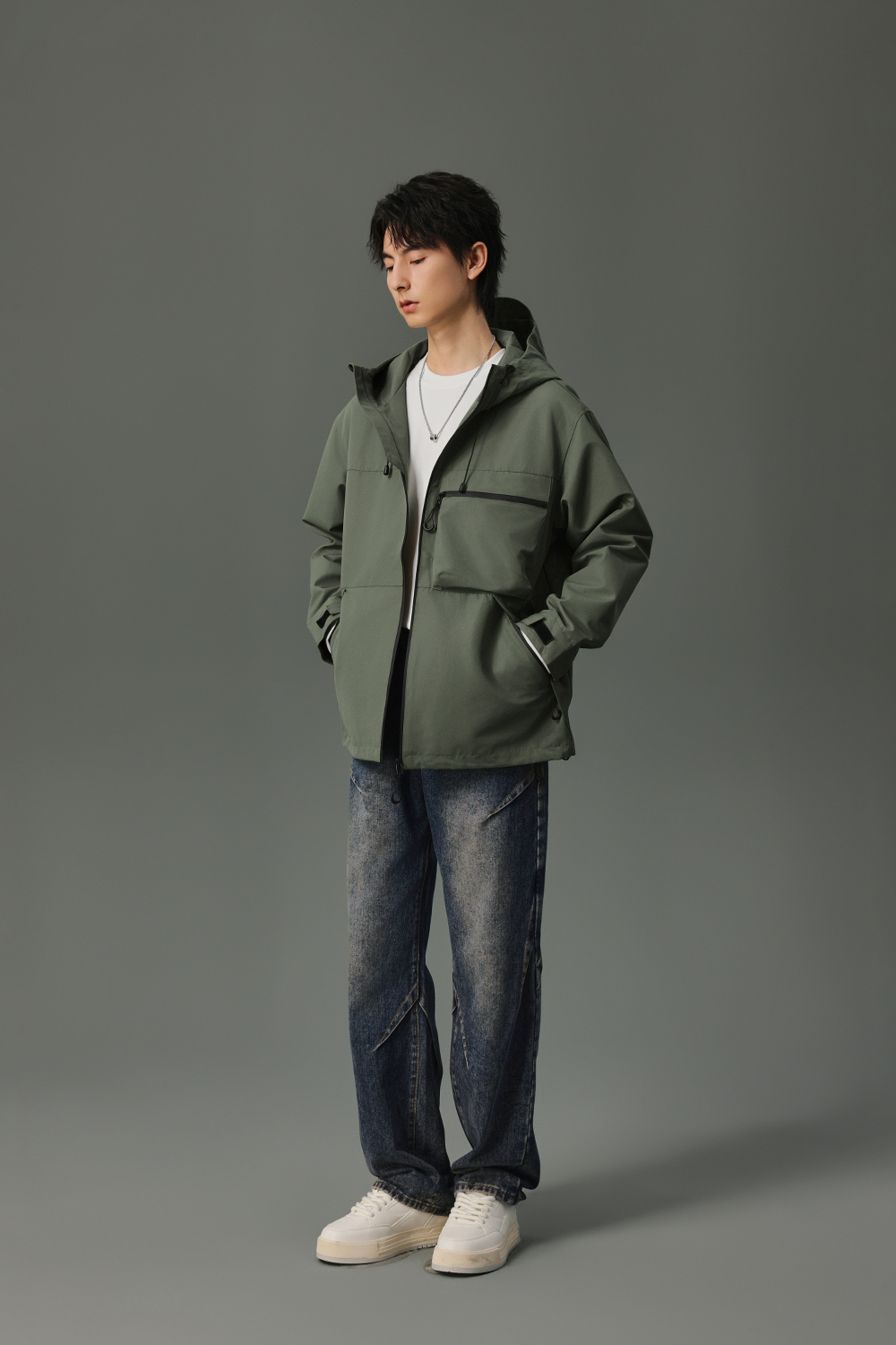 30代メンズファッション 都会派フード付き多機能ジャケット