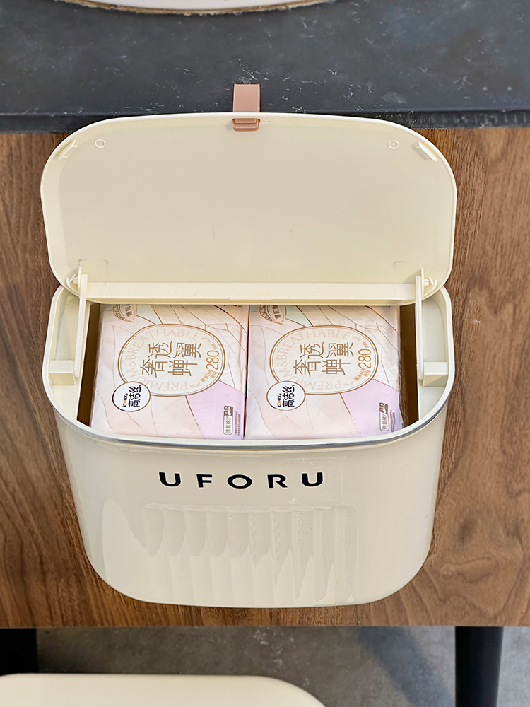 トイレ収納 壁掛け式キャラクター付きトイレットペーパー収納ケース