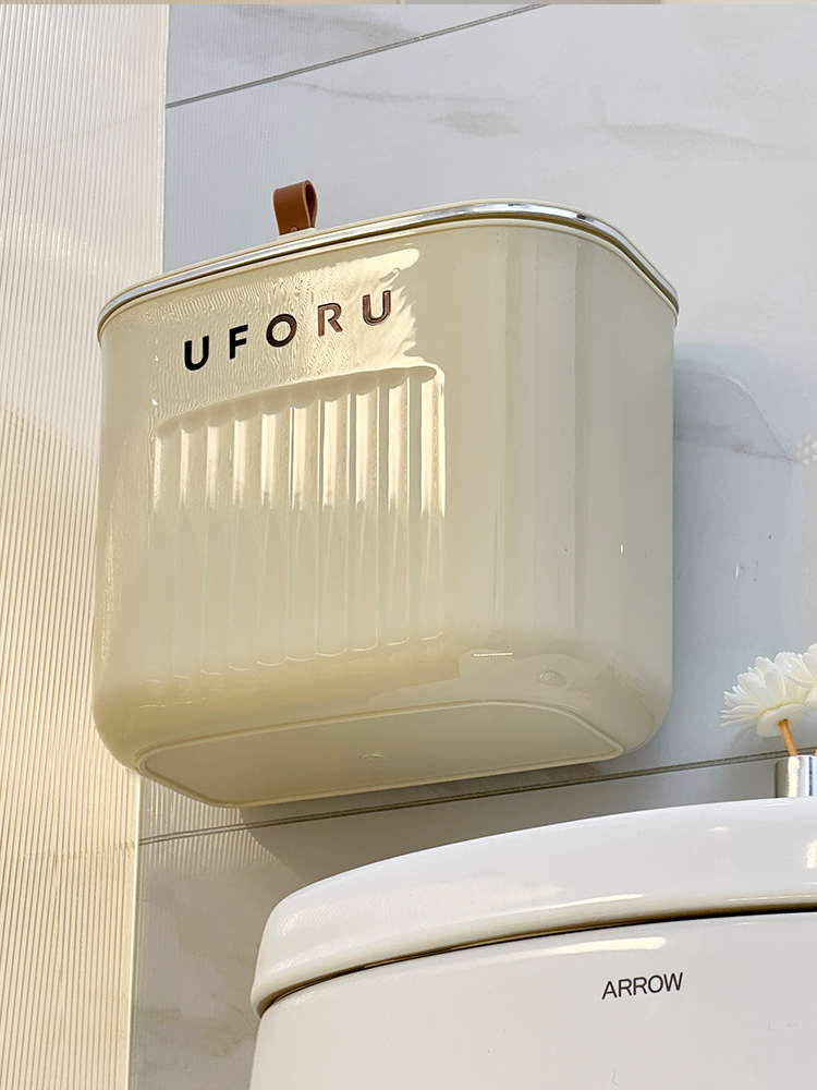 トイレ収納 壁掛け式キャラクター付きトイレットペーパー収納ケース