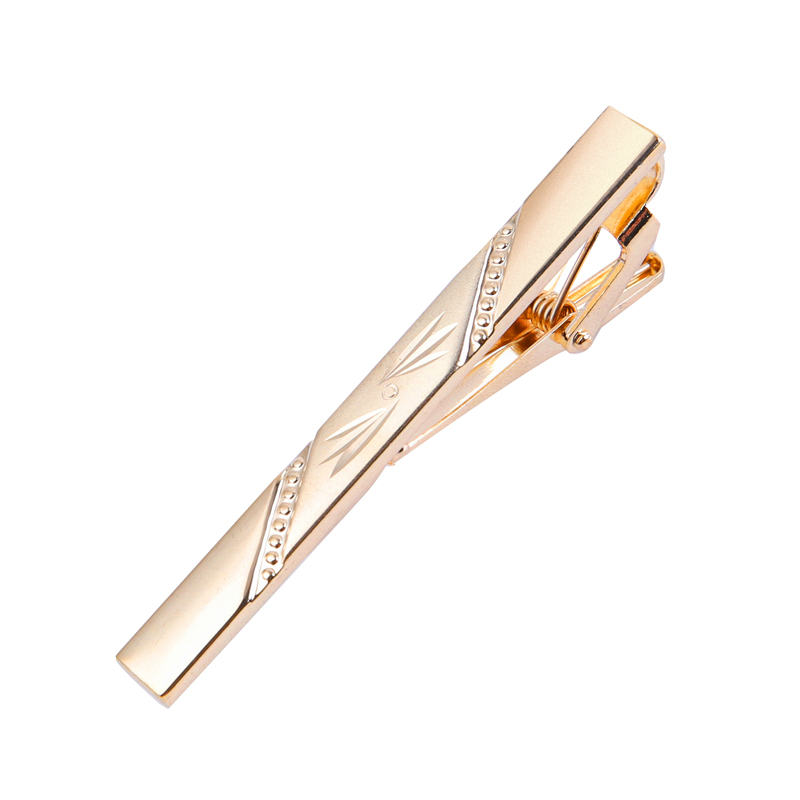 ネクタイピン 放射状彫刻と粒装飾が映える金のネクタイピン