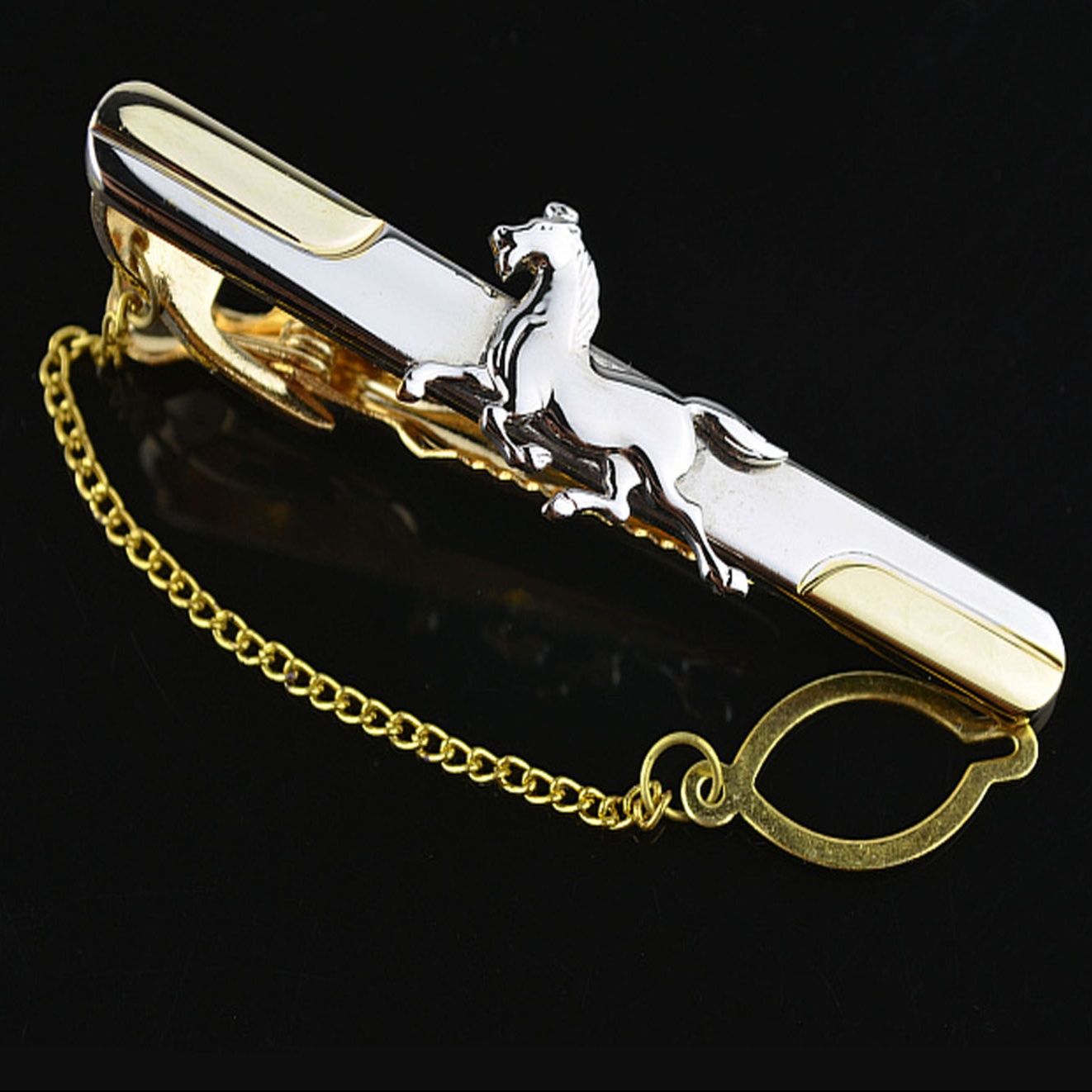 ネクタイピン 疾走する駿馬立体造形ネクタイピン