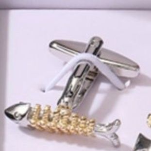 ネクタイピン 立体魚型袖口飾りとネクタイピン豪華三点装身具組