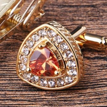 ネクタイピン 雫型宝石付きネクタイピンとカフスボタン三点組