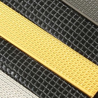 ネクタイピン 格子模様金属製ネクタイピン