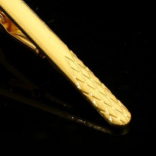 ネクタイピン 格子模様彫刻入り上質金製ネクタイピン